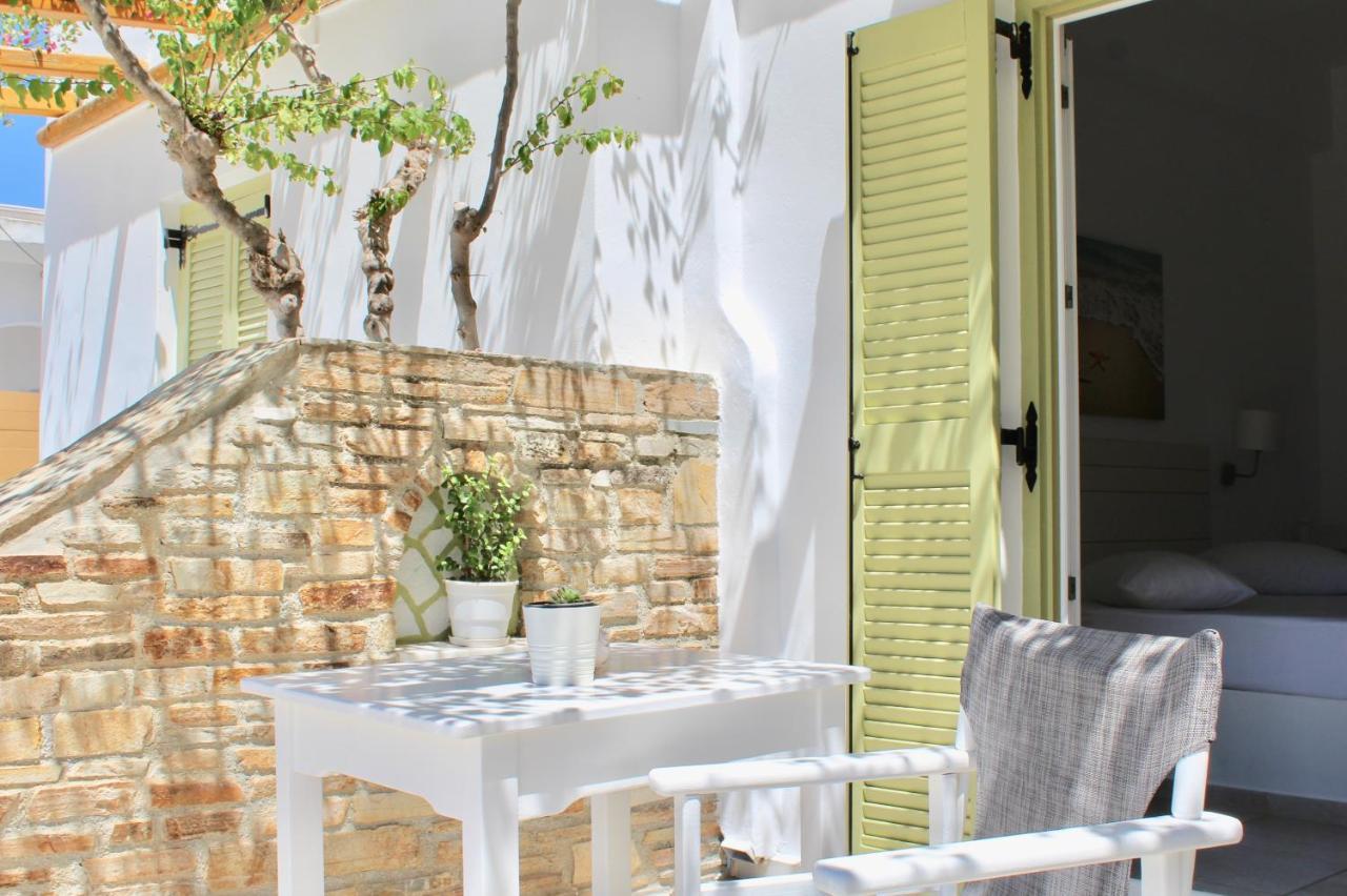 Aegeo Inn Antiparos Exterior photo